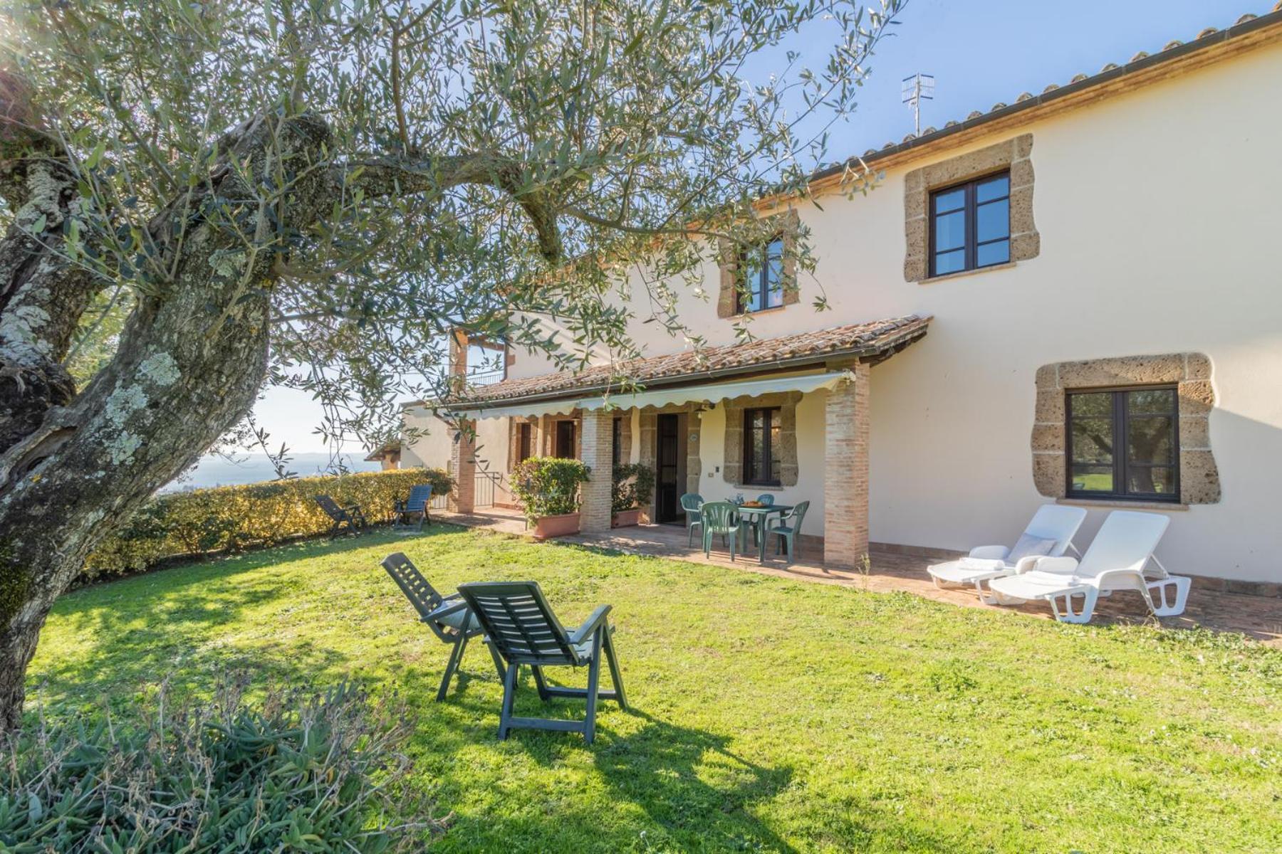 Agri Relais Il Poderaccio Di Bolsena Exterior photo